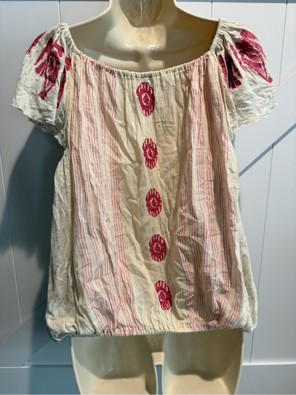 Boho Embroidered Peasant Top - Picture 4 of 5